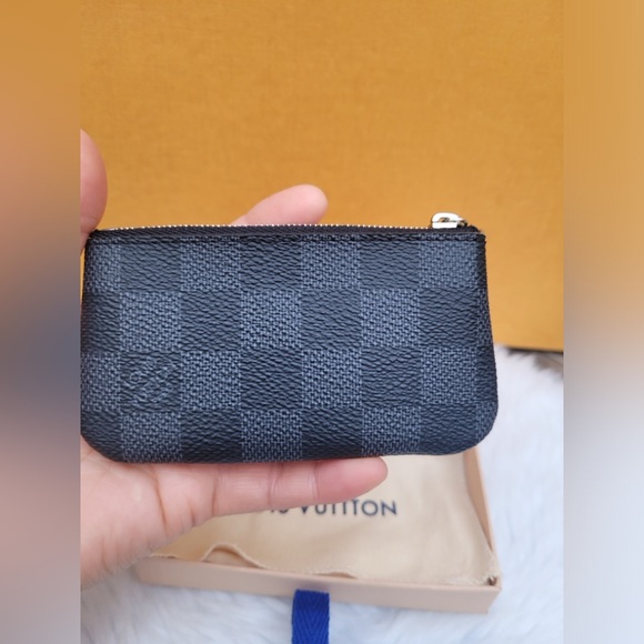 Graphite Key Cles/Pouch - Picture 6 of 12